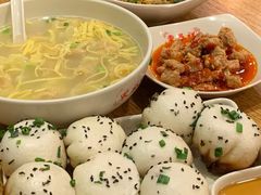 -沪西老弄堂面馆(定西路店)