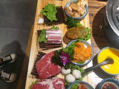 -明洞阿姨·韩式酱蟹烤肉·创意料理(三元桥店)