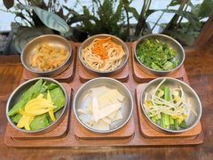 -银米·云南传统过桥米线(双廊黑金冠店)