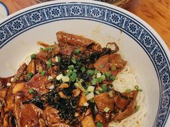 -沪西老弄堂面馆(定西路店)