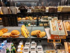 -星巴克臻选(莘庄仲盛店)