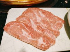 松板肉-猪啊牛呀羊啊铜盘烤肉(正大广场店)