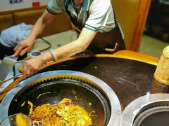 -锅老头海鲜铁锅炖