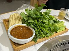 -东北农家院·铁锅炖(莘庄店)