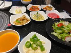 -木槿花韩式炭烤·熟成肉工坊(孙文东路店)