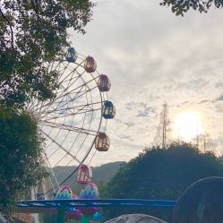 -东山游乐园