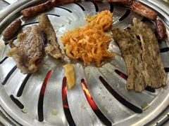 -啊美丽炭火烤肉(滑翔一店)