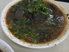 -春雨羊汤店(广开四马路总店)