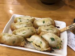 -小姜锅贴(凤凰街店)