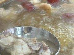 -广味炭炉鸡煲(宝业路分店)