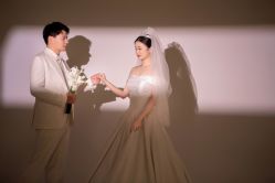 -巴黎春天婚纱摄影(临安店)