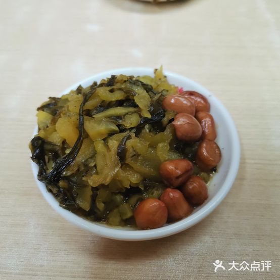 云明过桥米线店(列东总店)