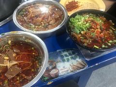 -马路边边·成都串串(翠柏路店)