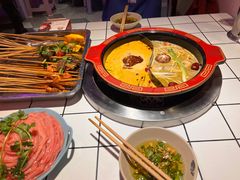 -钢管厂五区小郡肝串串香(奥克斯广场锦城万达店)