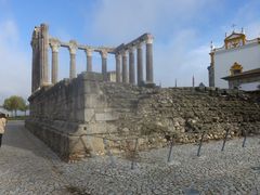 -埃武拉罗马神庙