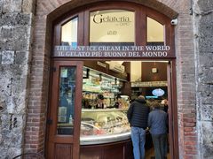 -Gelateria Dondoli