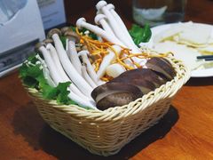 -黑鸡小馆(金源店)