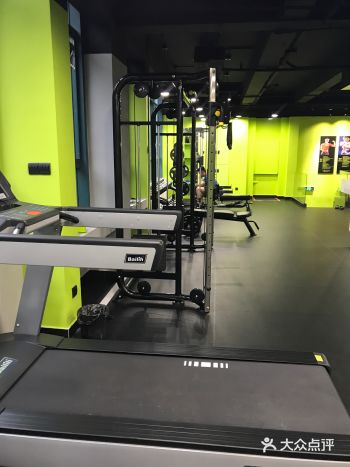 安安静静健个身!这就是健身工作室与健身房的区别