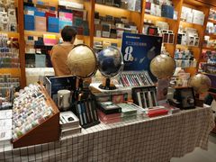 -西西弗书店&矢量咖啡(凯德晶萃广场店)