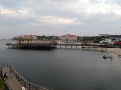 -北戴河碧螺塔海上酒吧公园
