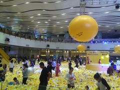 -冰纷万象滑冰场(沈阳万象城店)