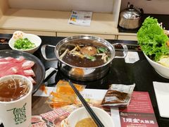 -呷哺呷哺(世贸.工三店)