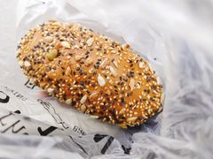 全麦餐包-野上麦田(中贸广场店)