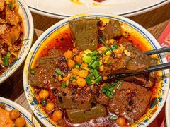 -肖四女乐山跷脚牛肉(滨江天街店)