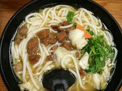 -鑫花溪牛肉米粉(凤凰街创始总店)