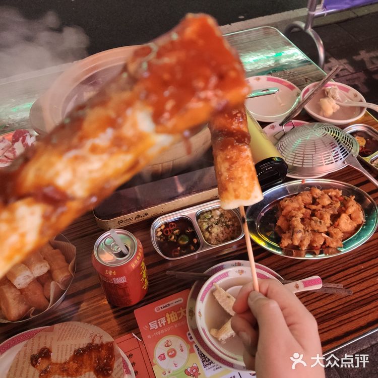 达明路挖到宝！这锅鲜掉眉毛的鱼鸡火锅绝了