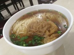 -老西白点心店