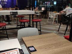 大堂-肯德基(虹桥机场T2北指廊精选外卖点店)