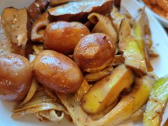 -老鼎万春卤菜(五代传承创始老店)