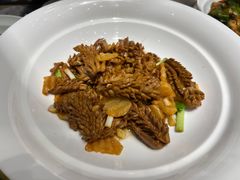 -闫府私房菜·老字号(恒隆店)