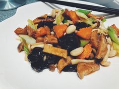 -聚春园自助餐厅(东街口店)