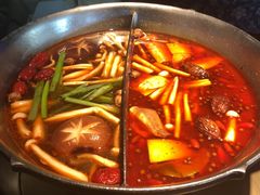 -湊湊火锅·茶憩(新中关购物中心店)