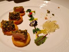 -Mogul Eatery·大亨餐酒馆