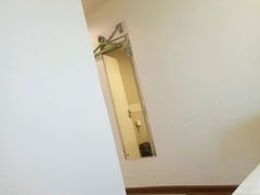 -莫泰酒店(上海虹桥北新泾地铁站天山路店)