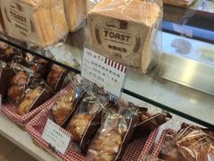 -红宝石·鲜奶小方·海派西点房(浦三店)
