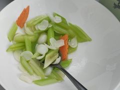 -云南荟·湖畔领宴(领事馆店)