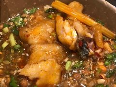 -肖肖酸萝卜鱼火锅(总店)