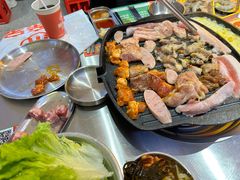 -阿亲家·韩式无限烤肉(春熙路店)