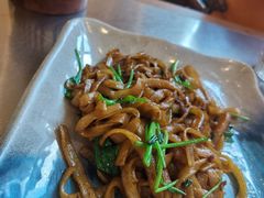 -潮界(LU·ONE凯德晶萃广场店)