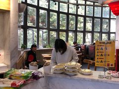 -袁记串串香(川师店)