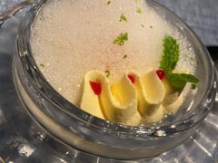 青柠优酪乳芝士奶冻-弦月窗LUNETTE BY AMANDA(复兴路店)