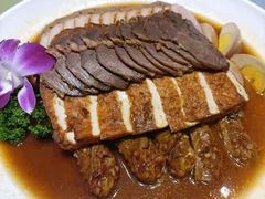 卤水大拼-刘胖子家常菜·蹄花焖藕(兴业店)