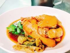 -Kha Mu Charoensang(Silom)