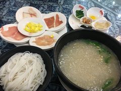 -桥香园过桥米线(国贸店)