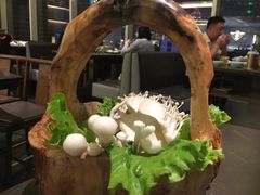 -捞王锅物料理(上海世茂广场店)