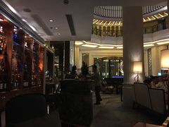 -浅深(世茂滨江精品店)